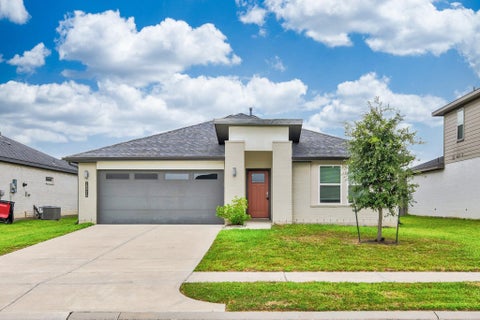 Photo of 28926 Yachting Point Lane, Katy, TX 77494 (MLS # 76440164)