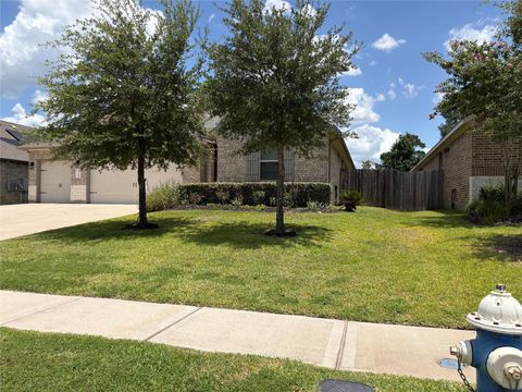 Photo of 25614 Pinyon Hill Trail, Tomball, TX 77375 (MLS # 33328874)