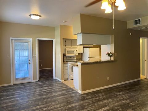 Tiny photo for 2626 Holly Hall Street #1211, Houston, TX 77054 (MLS # 87833665)