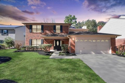 Photo of 7607 Plumtree Forest Circle, Houston, TX 77095 (MLS # 25367834)