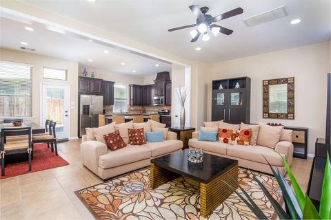 Photo of 11 Cheswood Manor Ct, The Woodlands, TX 77382 (MLS # 88056009)