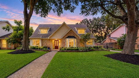 Photo of 11007 Ella Lee Lane, Houston, TX 77042 (MLS # 57488050)