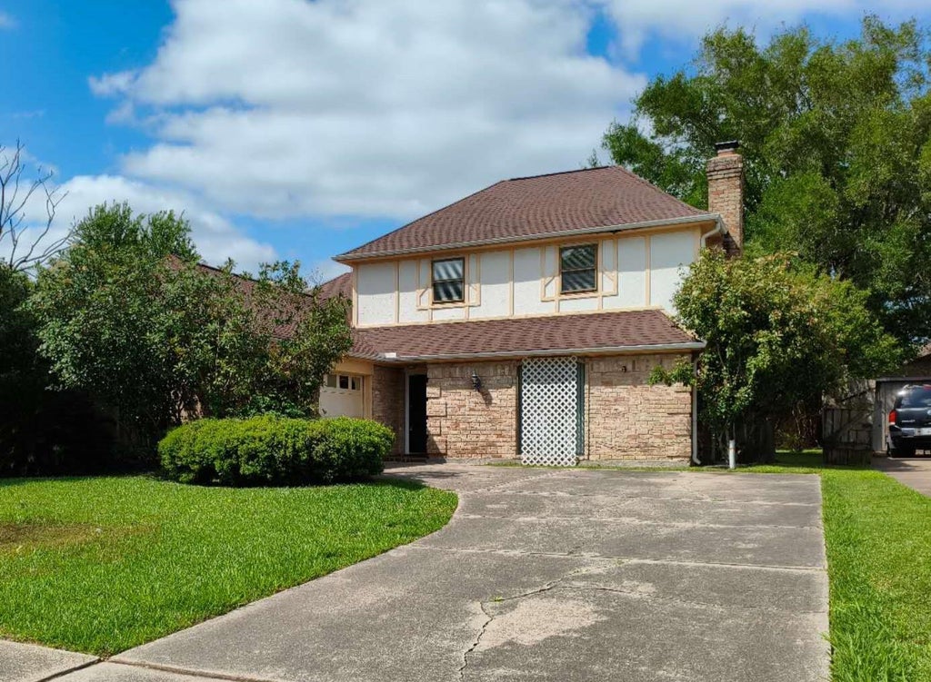 Photo of 15526 Rio Plaza Drive, Houston, TX 77083 (MLS # 27278035)