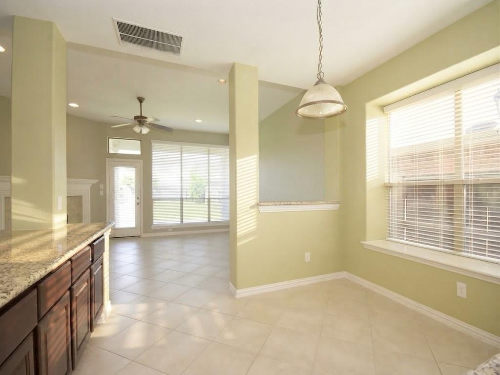 5527 Custard Apple Trail