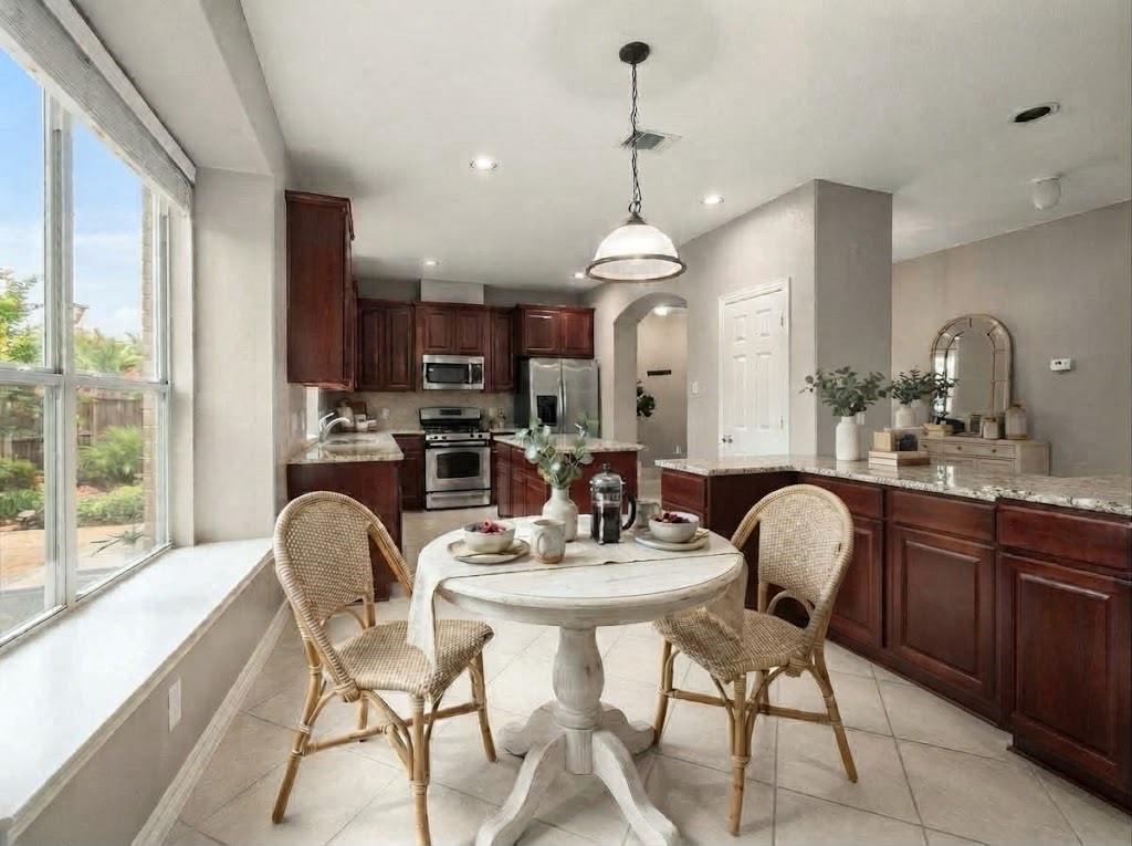 5527 Custard Apple Trail