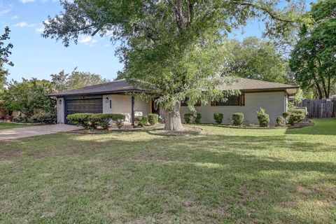 Photo of 4106 Ermine Trail, Temple, TX 76504 (MLS # 13459781)