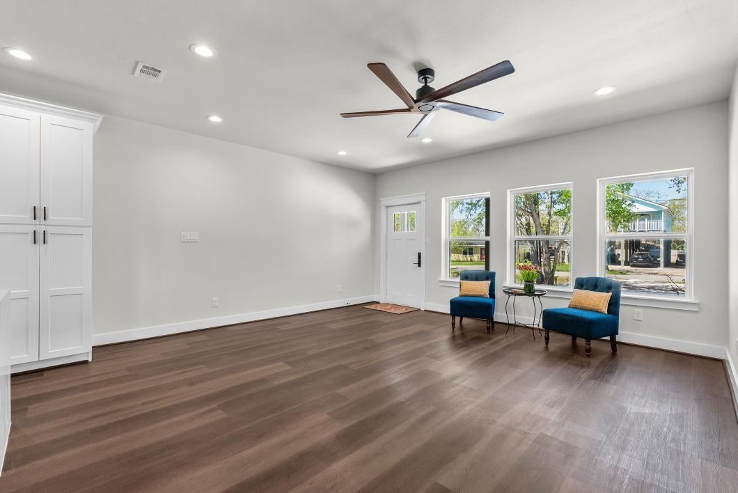 125 4th Street