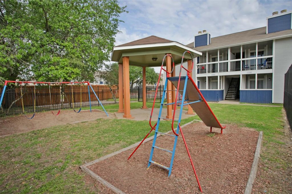 Photo of 2700 S Dairy Ashford Road #614C, Houston, TX 77082 (MLS # 24231599)