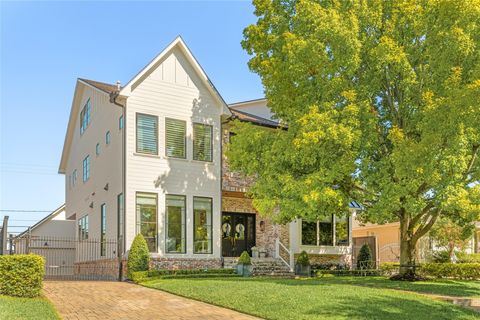 3758 Drummond Street Houston TX 77025