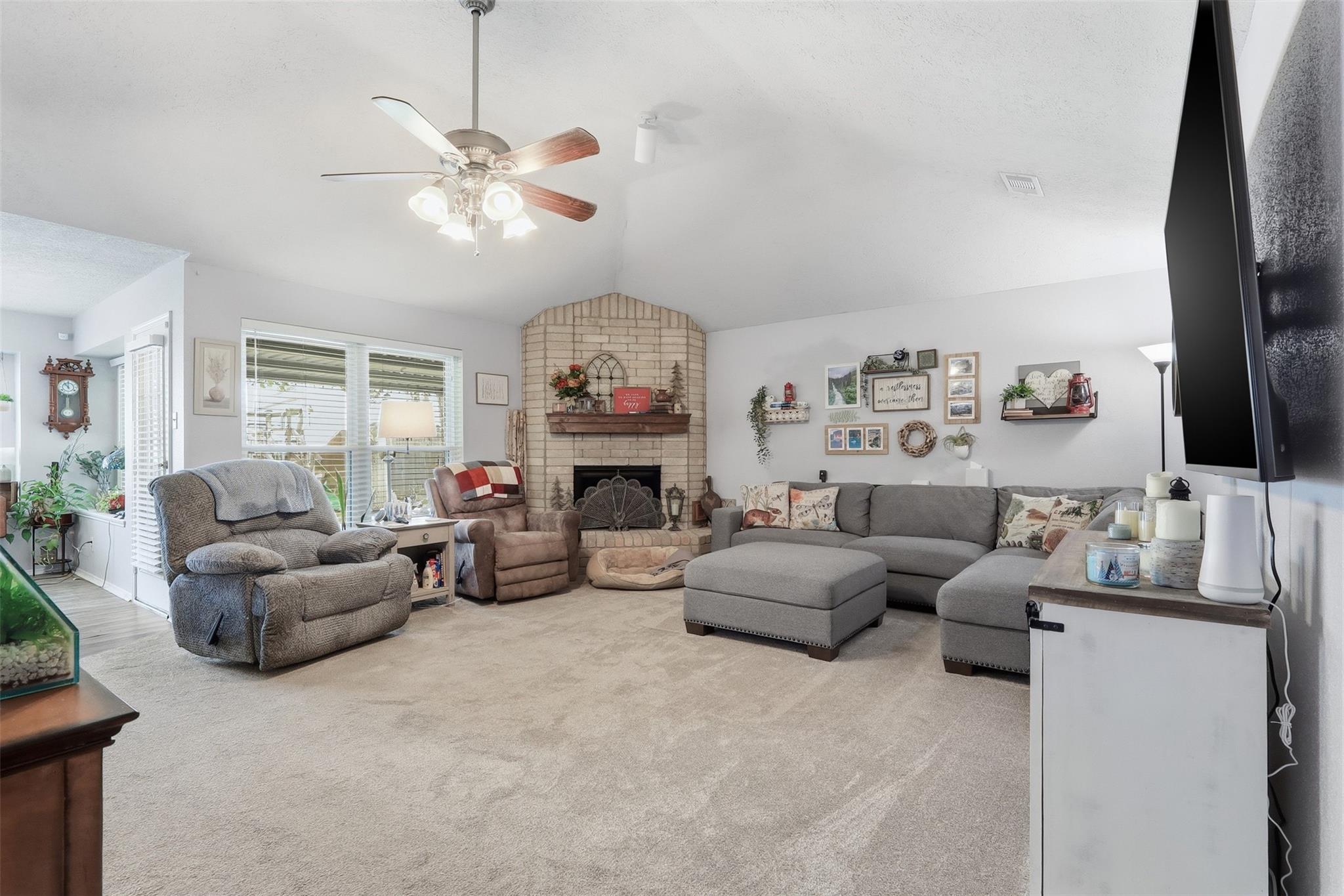 1201 Willowbriar Lane