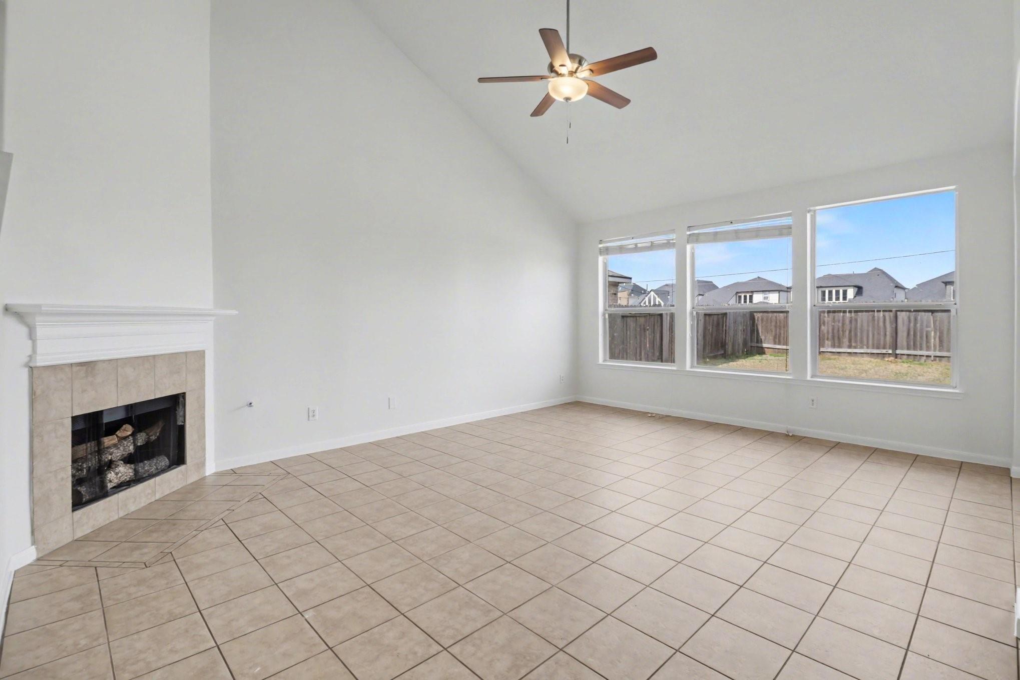7723 Chimney Gap