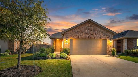 Photo of 186 Lucky Manor Lane, La Porte, TX 77571 (MLS # 44393329)