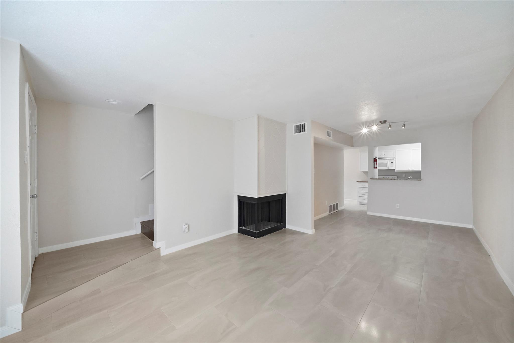 17210 Imperial Valley Drive 2