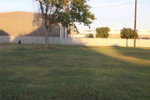 Photo of 514 N 1st Street, La Porte, TX 77571 (MLS # 5886845)