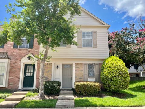 Photo of 2808 Grants Lake Boulevard #506, Sugar Land, TX 77479 (MLS # 68331301)