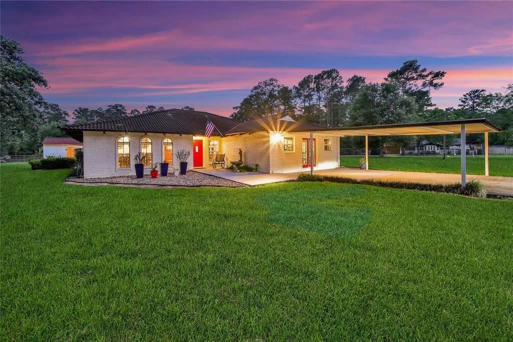 Photo of 23519 Saxon Way, Hockley, TX 77447 (MLS # 17409886)