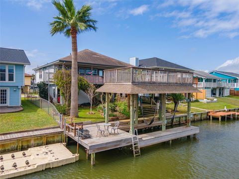 Photo of 14 S Flamingo Street, La Marque, TX 77568 (MLS # 19922807)