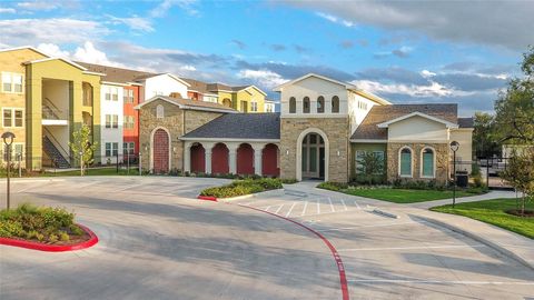 Photo of 10148 Culebra Road Rd, San Antonio, TX 78251 (MLS # 24499848)