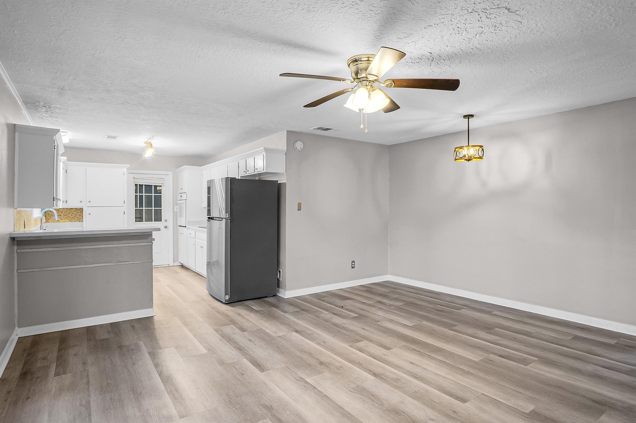 3210 Valley Brook Drive