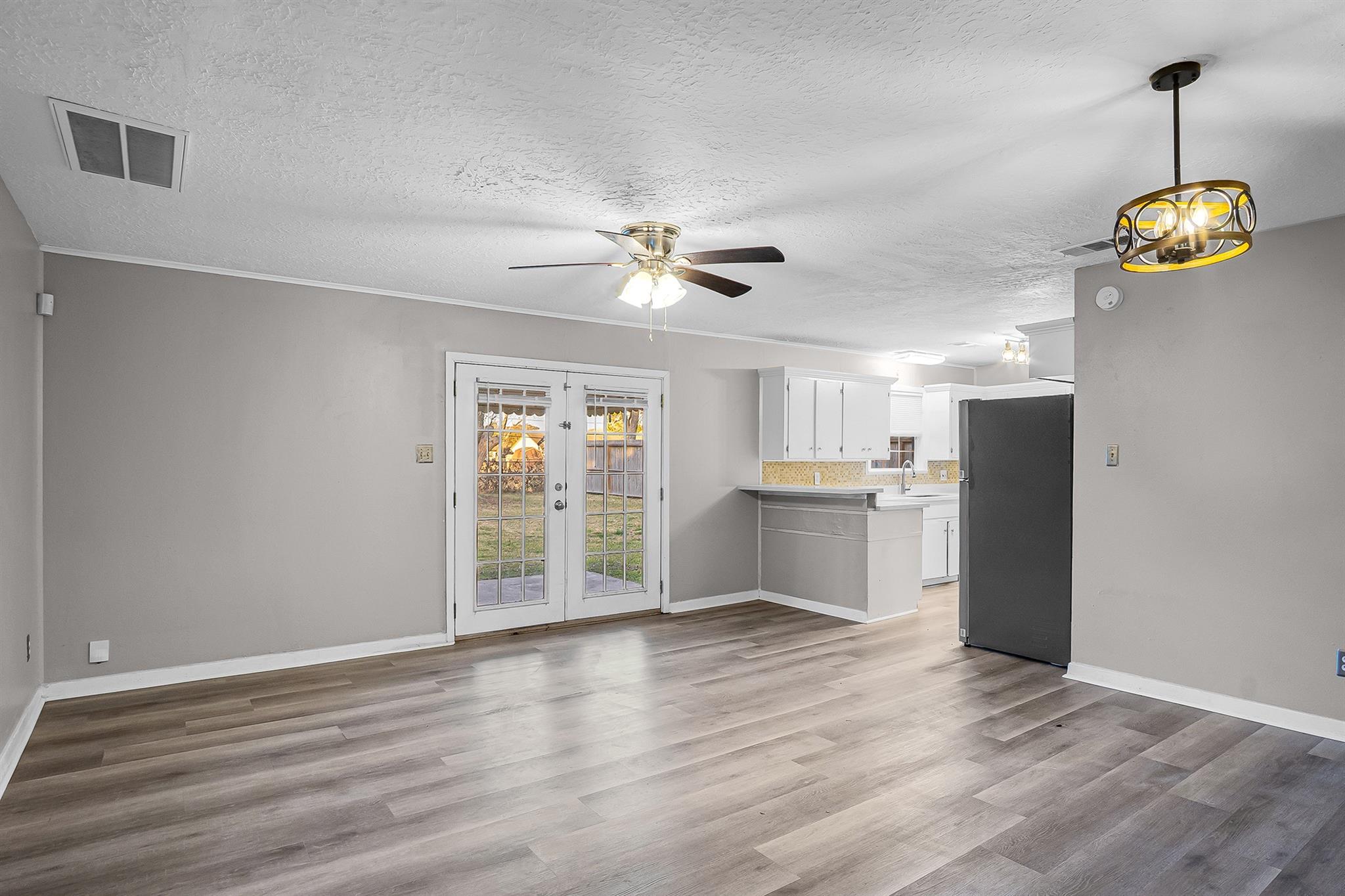 3210 Valley Brook Drive