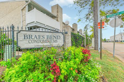 Photo of 10837 Braes Bend Drive, Houston, TX 77071 (MLS # 78740130) Photo of 10837 Braes Bend Drive, Houston, TX 77071 (MLS # 78740130)