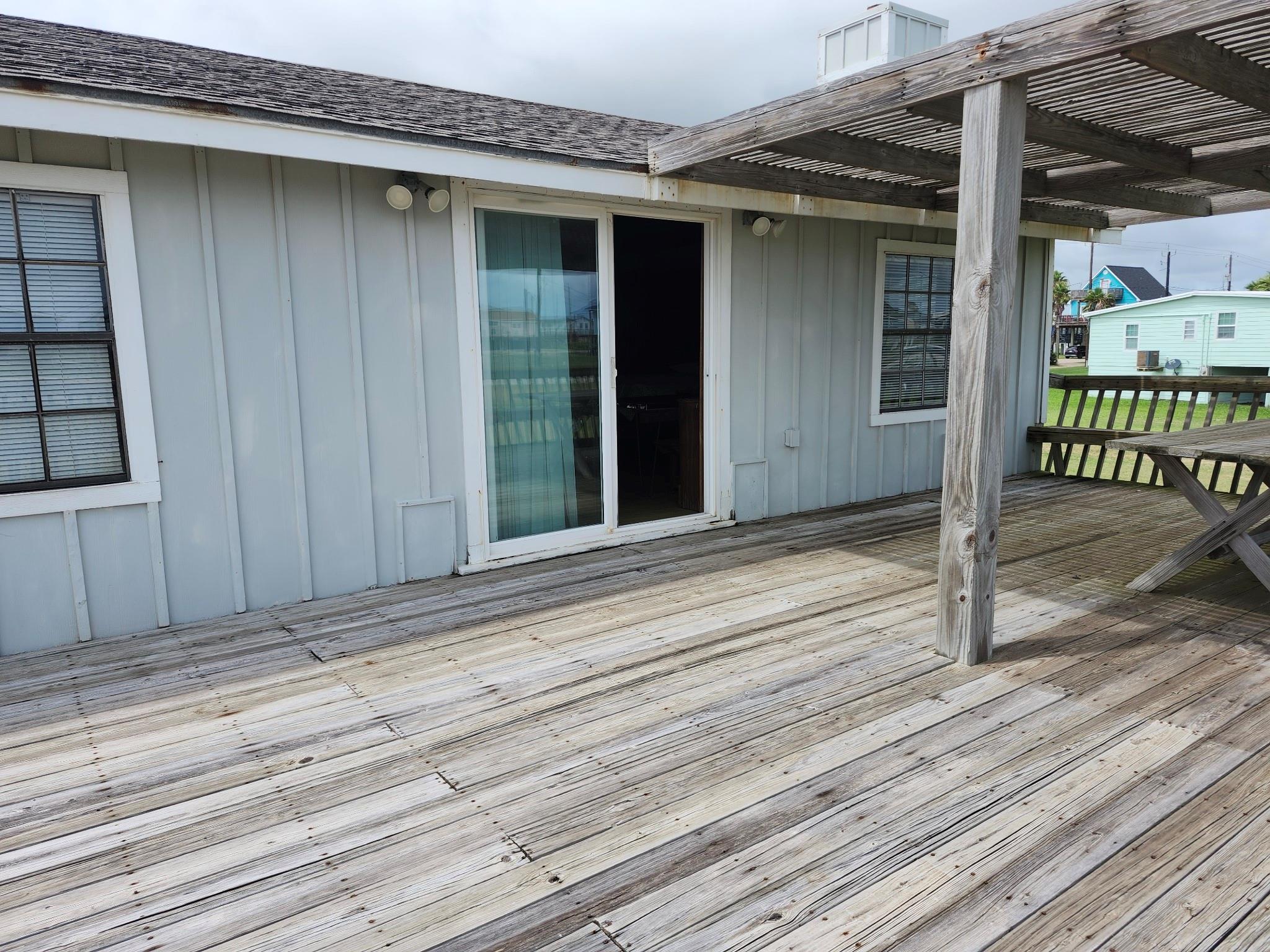 522 Surf Drive