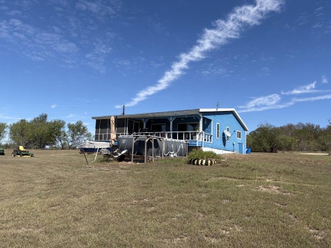 Photo of 479 Private Road 5403, Buckholts, TX 76518 (MLS # 43577210)