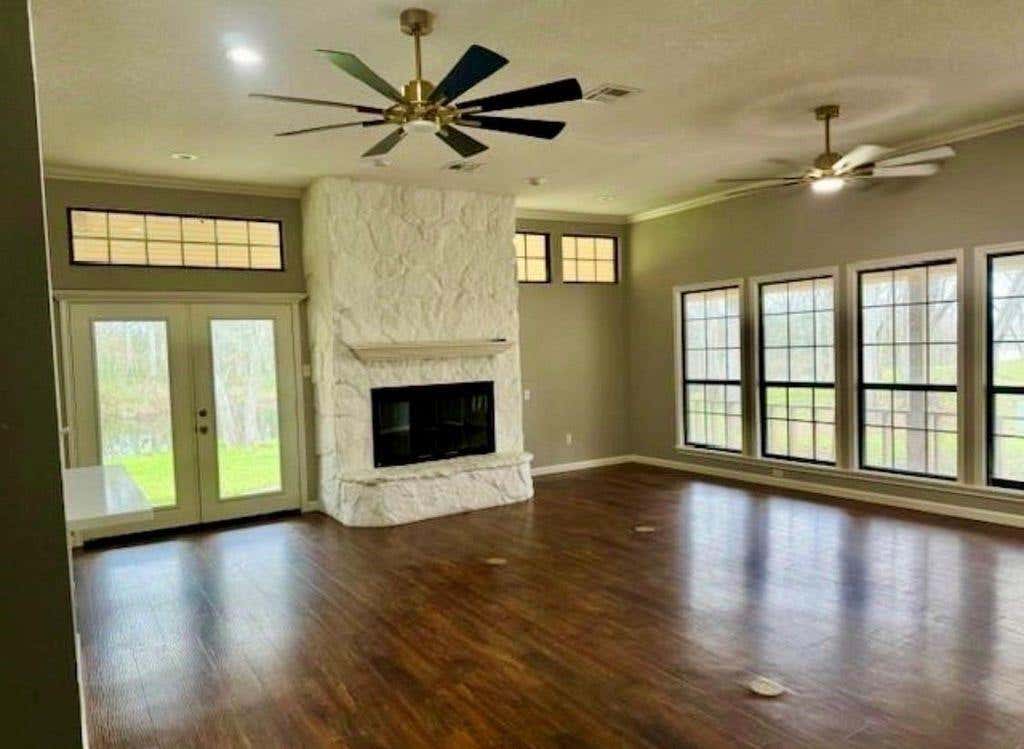 Photo of 327 County Road 735, Angleton, TX 77515 (MLS # 87356639)