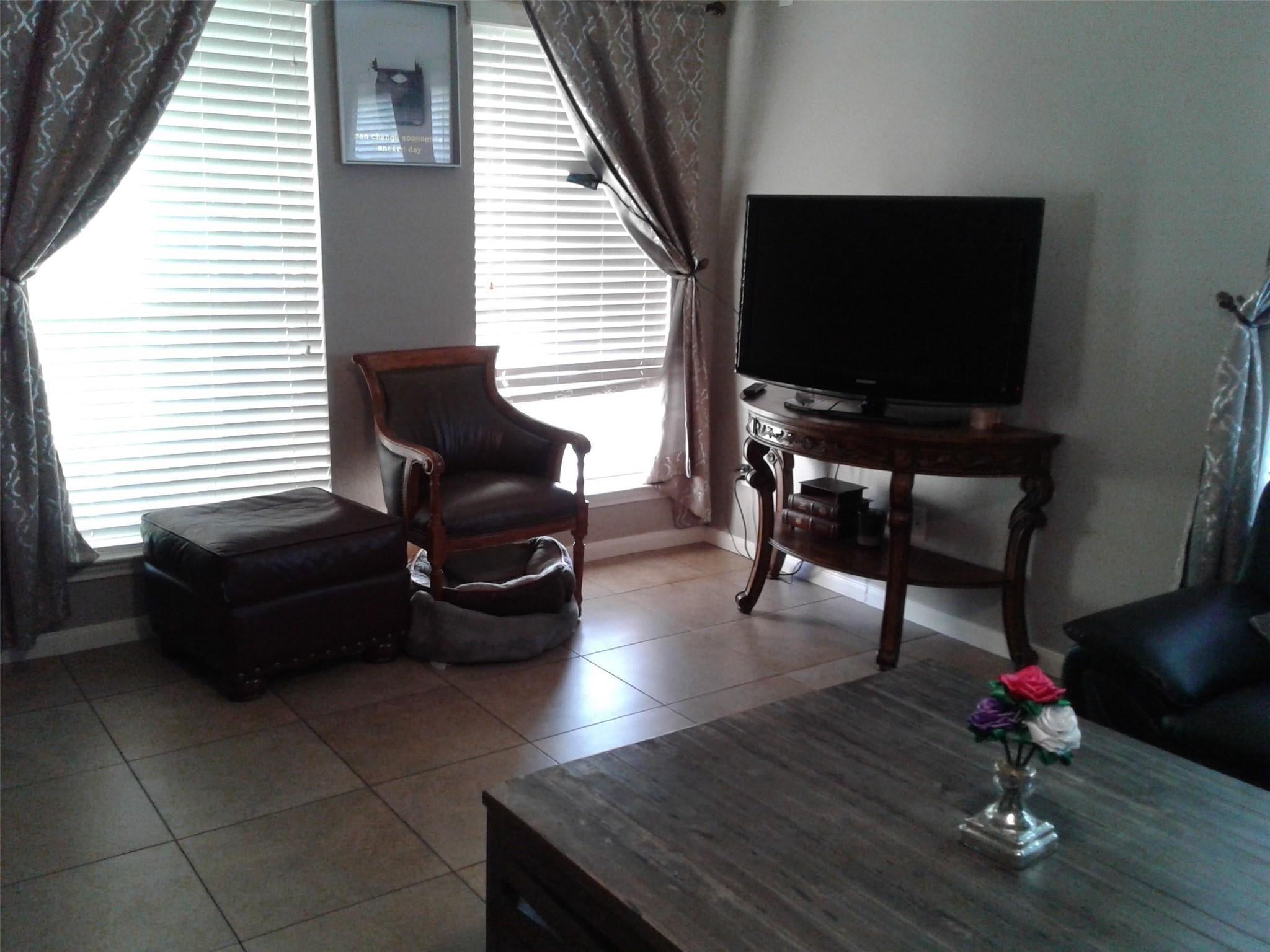 2407 Pinpoint Drive