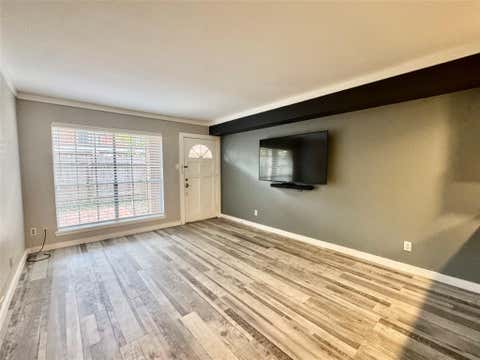 Photo of 829 Wax Myrtle Lane Ln, Houston, TX 77079 (MLS # 87356231)