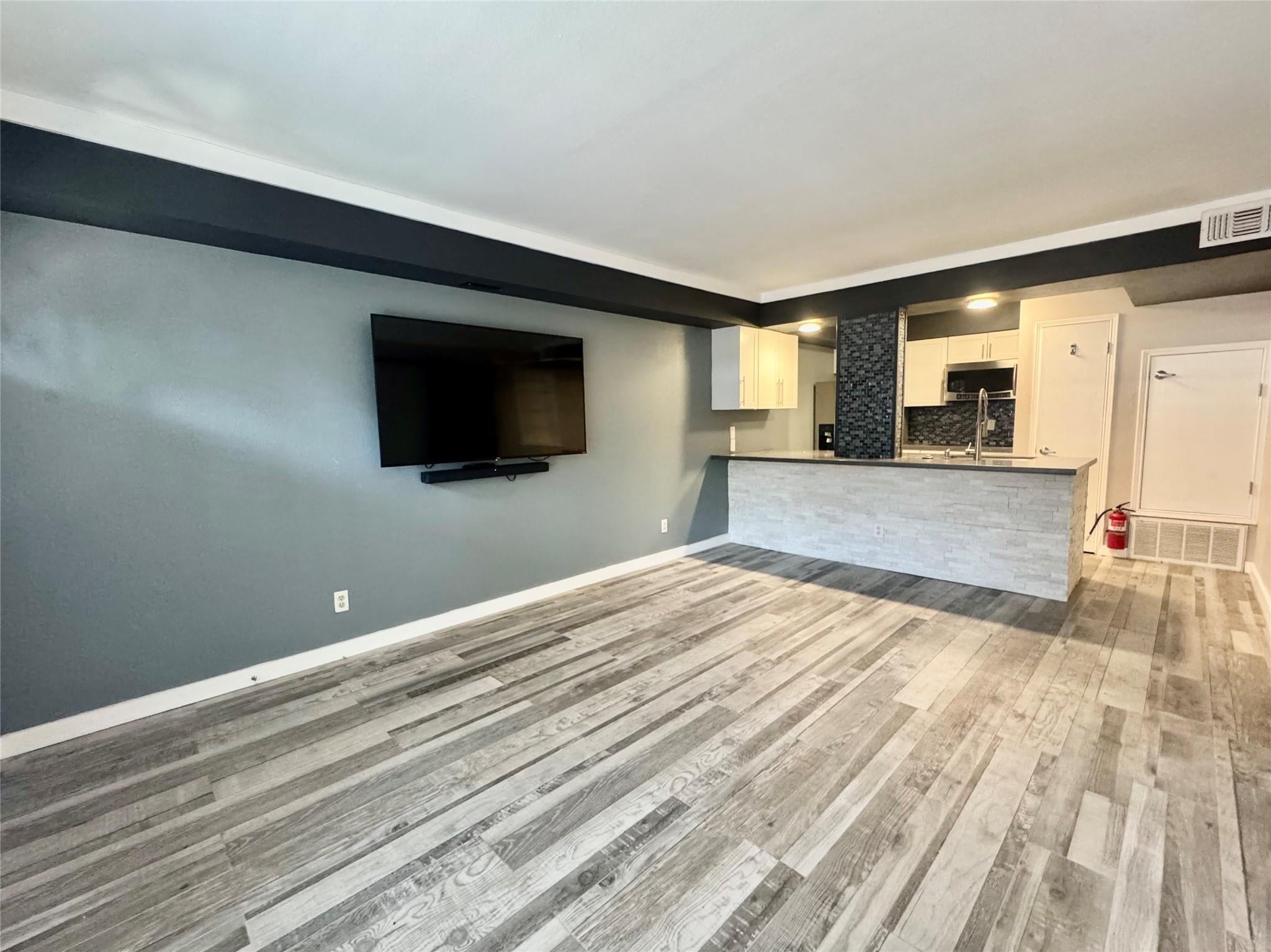 829 Wax Myrtle Lane
