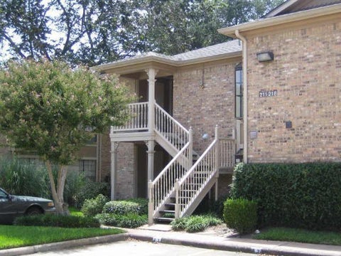 Apartment For Rent - 1311 Antoine Dr #212<br/> Houston, TX 77055