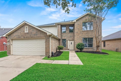 Photo of 16306 Autumn Leigh Drive, Houston, TX 77083 (MLS # 14047075)