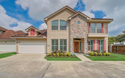 Photo of 1463 Springrock Lane #A, Houston, TX 77055 (MLS # 46137488)