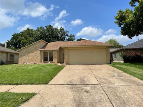 Photo of 2411 Woodwind Rd DR, Richmond, TX 77406 (MLS # 59699474)