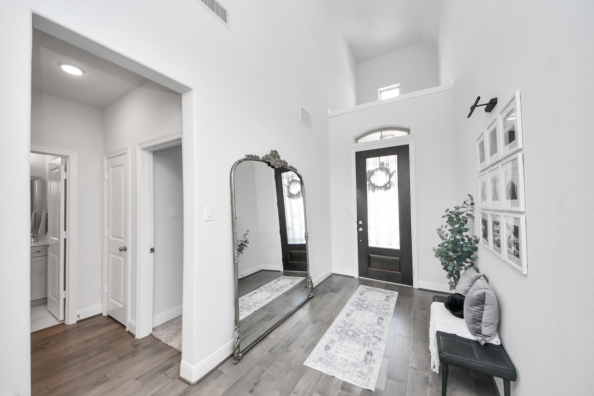 8922 Golden Mist Drive