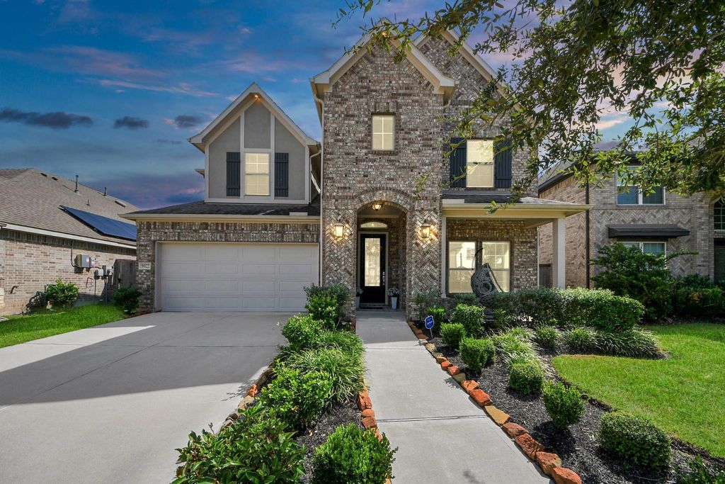 Photo of 8922 Golden Mist Drive, Missouri City, TX 77459 (MLS # 34501259)