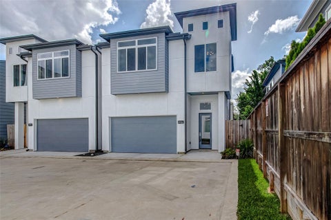 Photo of 8926 Spring Knoll Forest Drive, Houston, TX 77080 (MLS # 66937623)