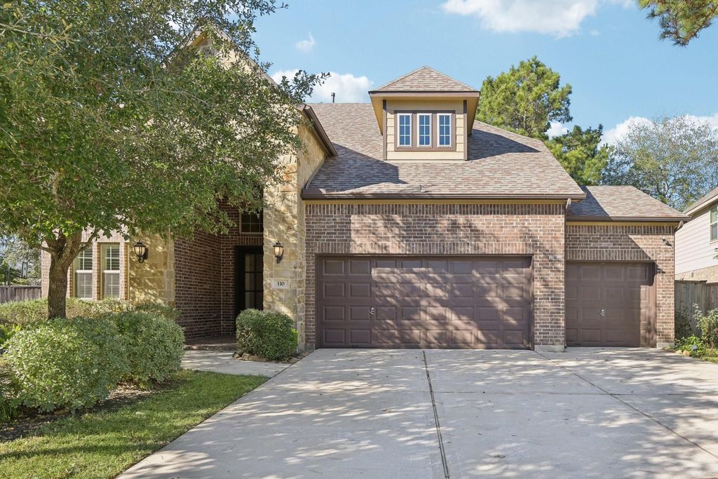Photo of 110 Notloc Court, Montgomery, TX 77316 (MLS # 40962272)