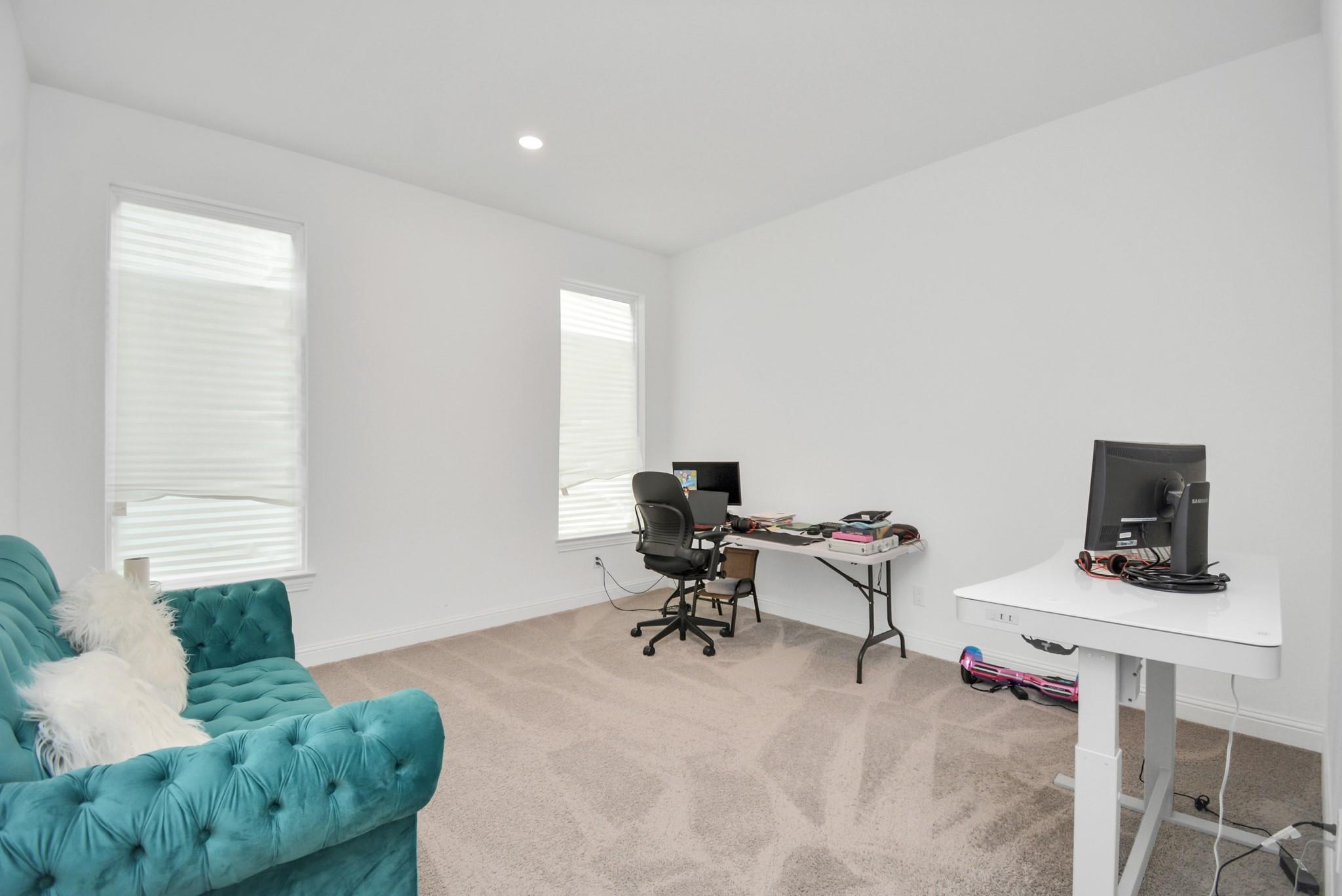 21302 Rose Loch Lane