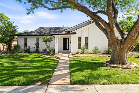 Photo of 7631 Westwind Lane, Houston, TX 77071 (MLS # 3139504)