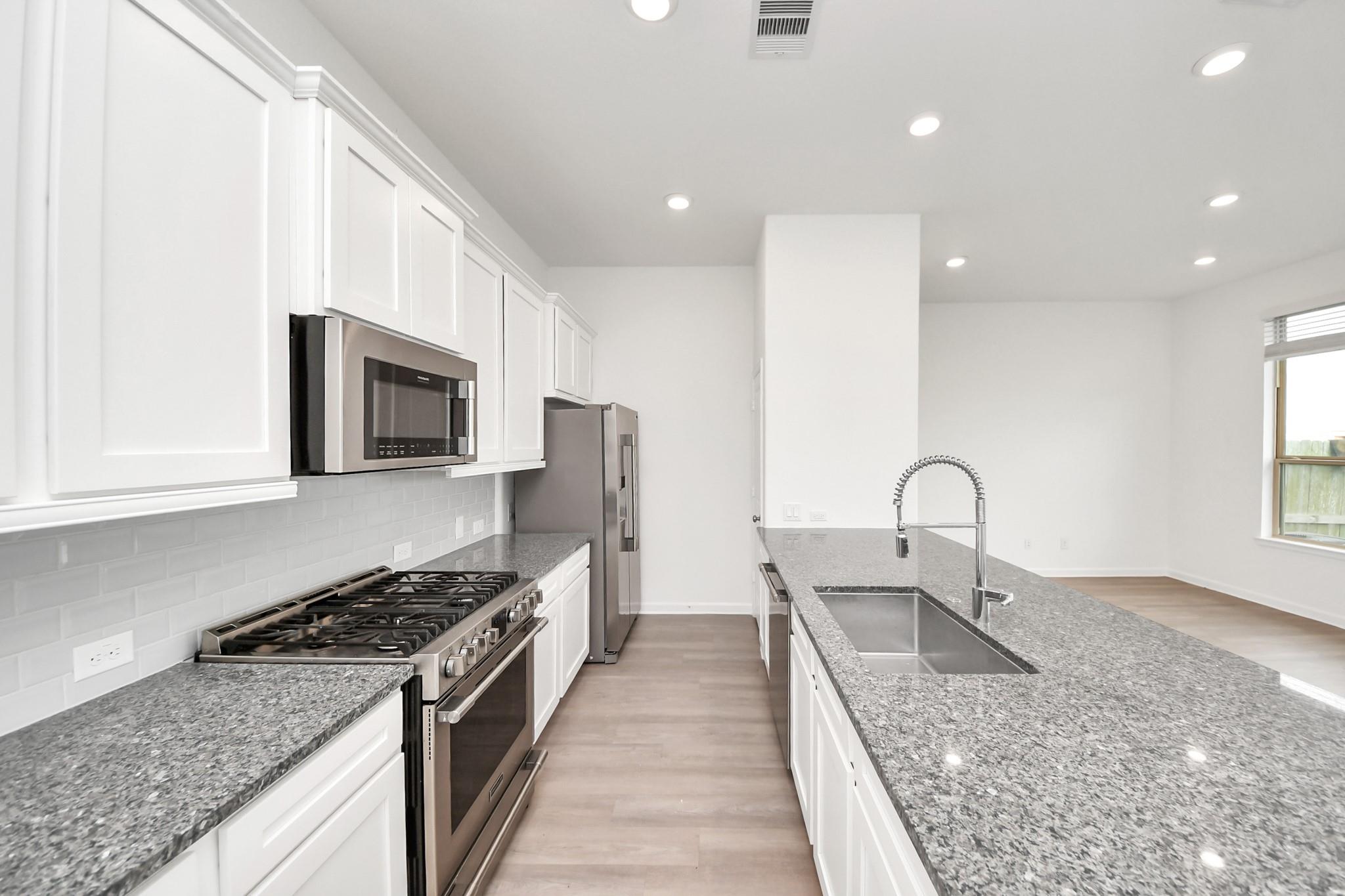 22658 Sutherland Bend Lane