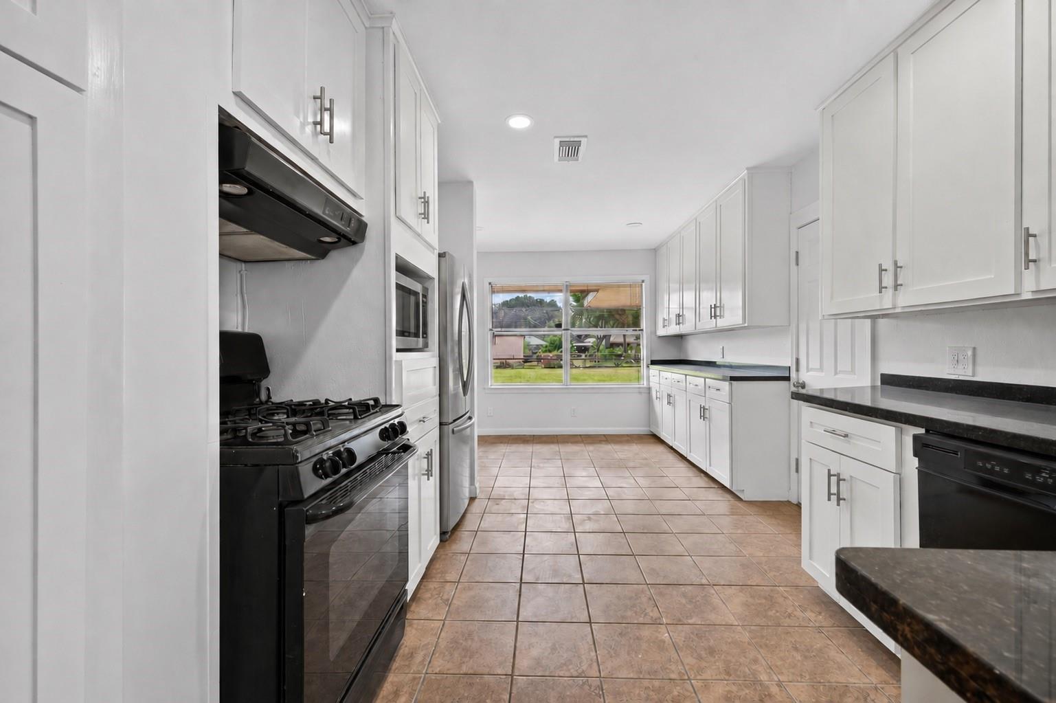 5027 Creekbend Drive