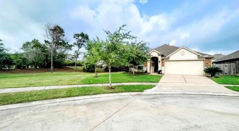 Homes For Sale - 516 Fieldhaven Court<br/> La Marque, TX 77568
