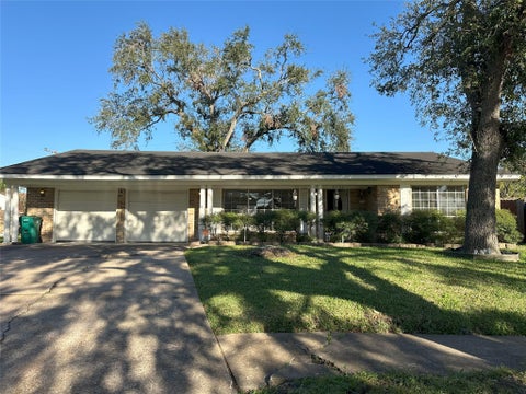 Photo of 2503 Mulberry Lane, Pasadena, TX 77502 (MLS # 37697551)