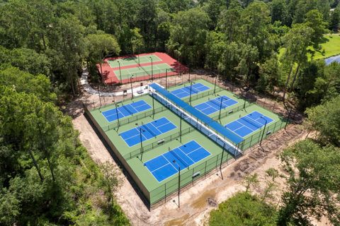 Tiny photo for 142 Golden Autumn Place, The Woodlands, TX 77384 (MLS # 17539546)