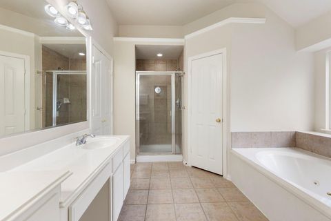 Tiny photo for 142 Golden Autumn Place, The Woodlands, TX 77384 (MLS # 17539546)