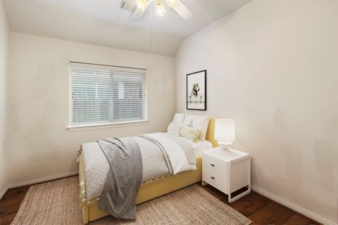 Tiny photo for 142 Golden Autumn Place, The Woodlands, TX 77384 (MLS # 17539546)