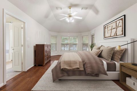 Tiny photo for 142 Golden Autumn Place, The Woodlands, TX 77384 (MLS # 17539546)