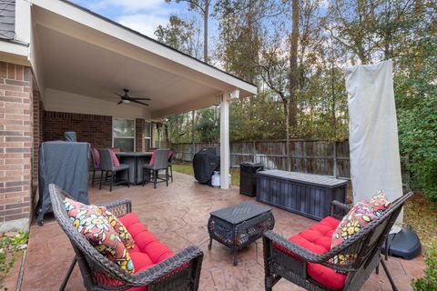 Tiny photo for 142 Golden Autumn Place, The Woodlands, TX 77384 (MLS # 17539546)